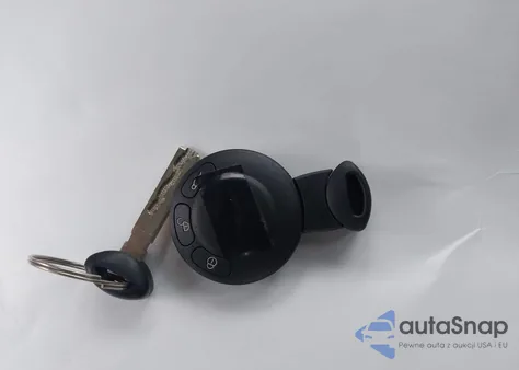 2013 Mini Convertible Cooper S из США, поврежденный, VIN WMWZP3C5XDT705174